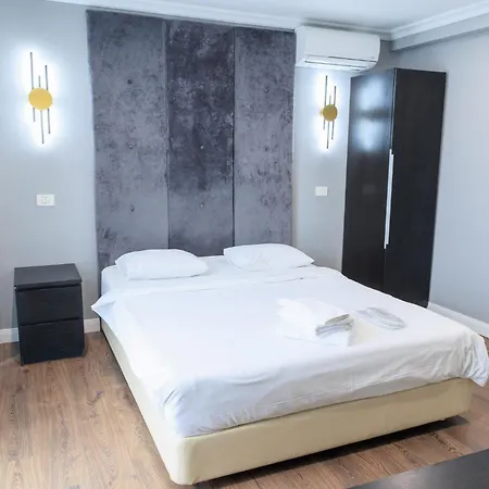 Hotel The Embassy Nord Bucarest Esterno foto