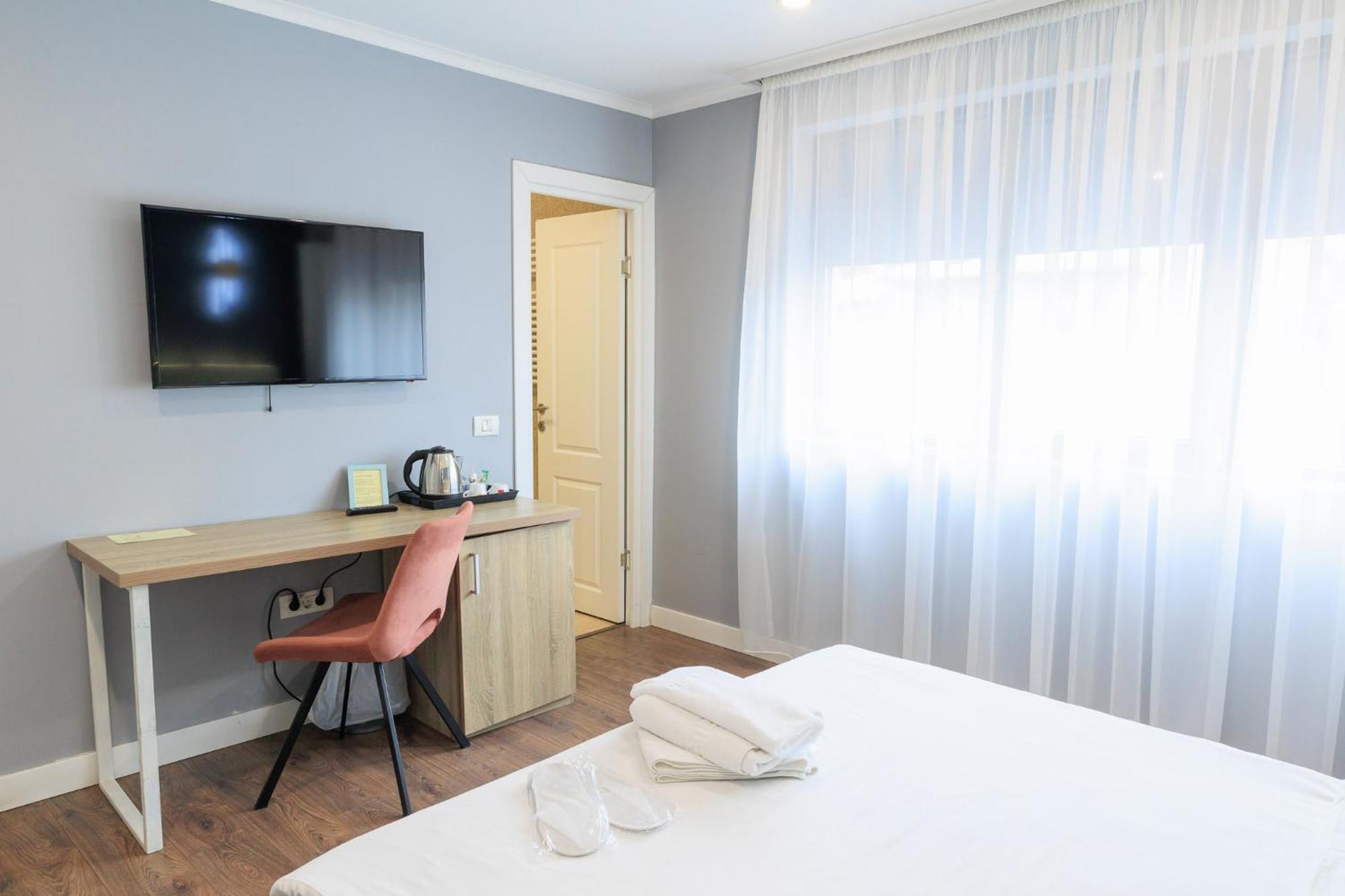 Hotel The Embassy Nord 3*